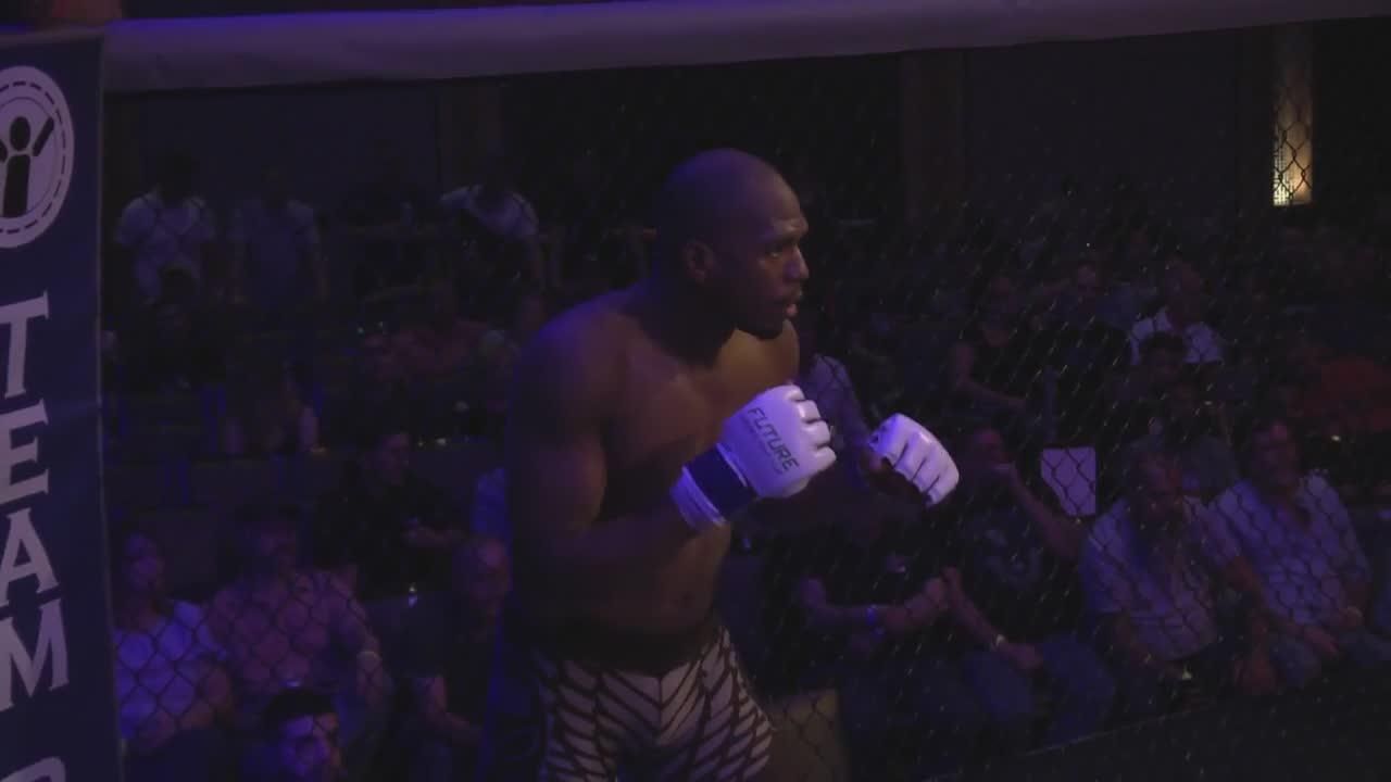 Hoosier Fight Club 39 Matthew Brown vs Payton Brezinski